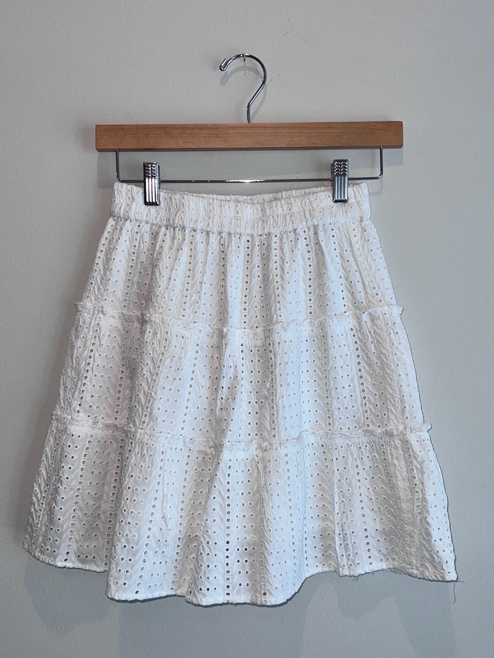 Sim & Sam Women's White Eyelet Lace A-Line Skirt Medium NWT Lined
